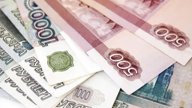 Ποια ευρωπαϊκή τράπεζα «πνίγεται» στο ρούβλι παρά τις κυρώσεις