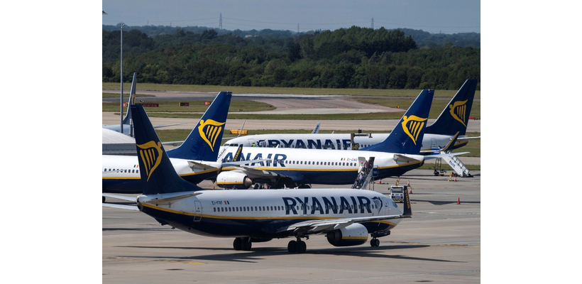 Ryanair: Κέρδη – ρεκόρ €1,61 δισ. αλλά και προειδοποίηση για τις συνέπειες από δασμούς Τραμπ