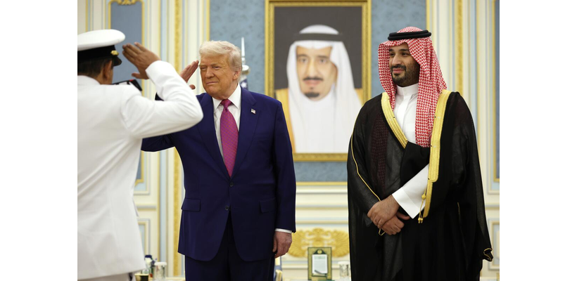 Τραμπ στη Σαουδική Αραβία: Αμυντική συμφωνία-μαμούθ και $600 δισ. σε επενδύσεις στις ΗΠΑ