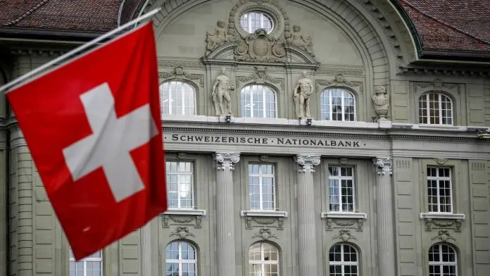 SNB: Διατηρεί το επιτόκιο στο 0% και μειώνει την πρόβλεψη για τον πληθωρισμό