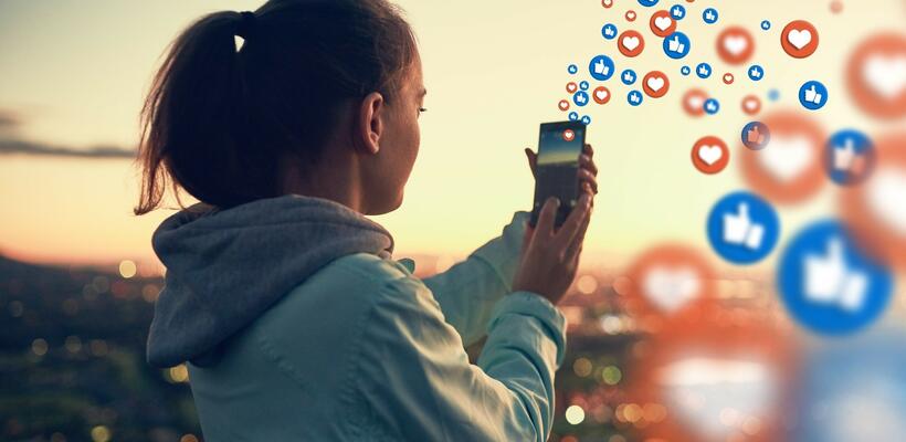 Στο εδώλιο οι γίγαντες των social media – Καταθέσεις ειδικών «καίνε» τις πλατφόρμες