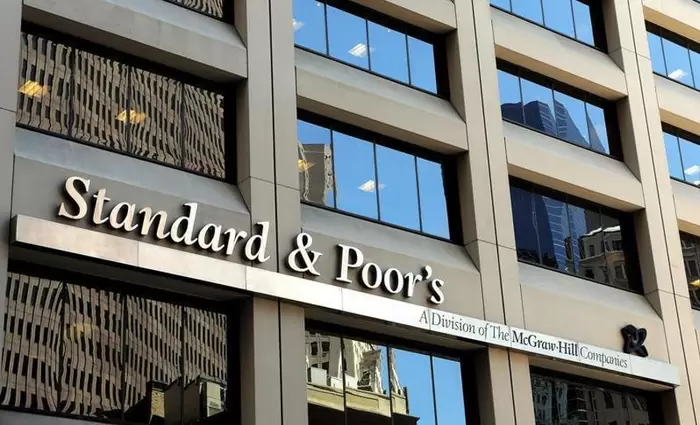 S&P: Οι 3 κίνδυνοι για τις ευρωπαϊκές τράπεζες