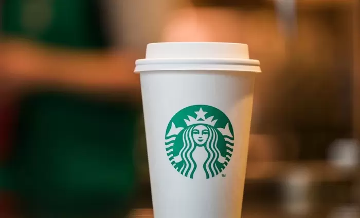 Τα Starbucks πάνε Ιταλία
