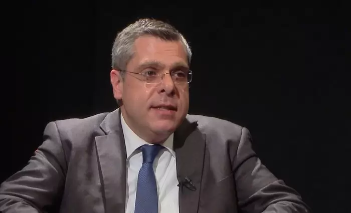 Σταυρινίδης: Δώσαμε όλα τα πυρομαχικά στα ΜΕΧ