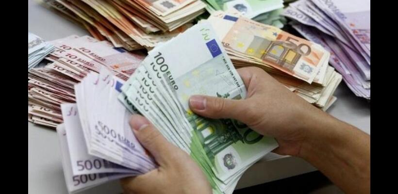 Πολλαπλές συντάξεις: Υπέγραψε έναν, ανέπεμψε 6 νόμους ο ΠτΔ