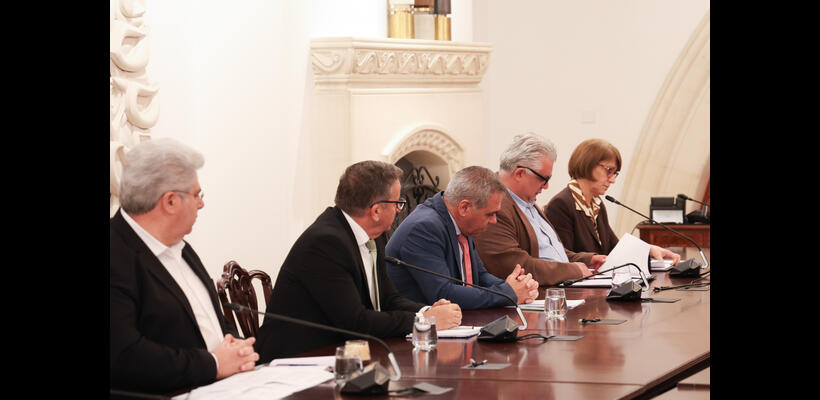 Ώρα για πράξεις από την κυβέρνηση – Τι είπαν οι συντεχνίες μετά τη συνάντηση με τον ΠτΔ