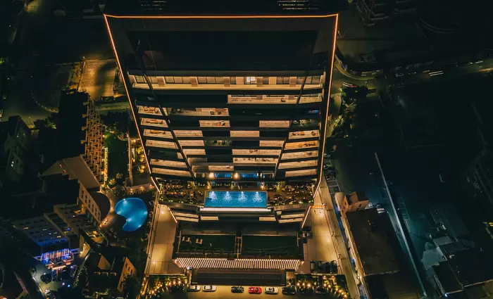 The Icon: Έλαμψε στα διεθνή βραβεία LIT Lighting Design Awards
