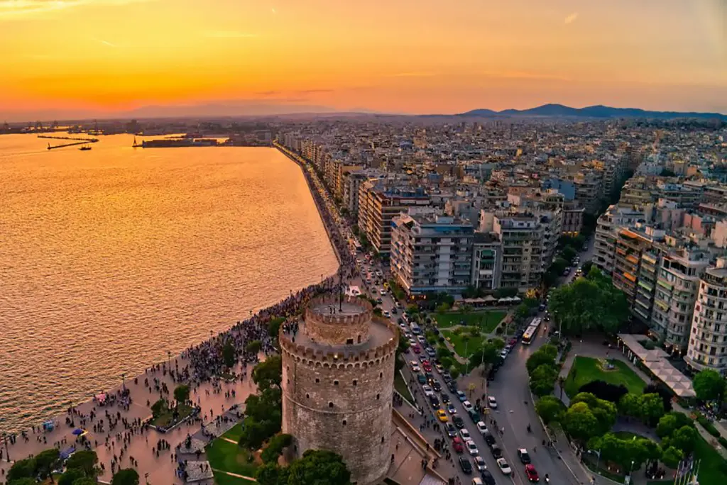Ενισχύεται η αεροπορική σύνδεση Κύπρου Θεσσαλονίκης