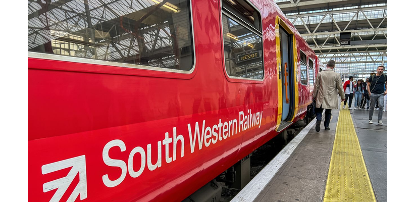 Βρετανία: Ξεκίνησε η κρατικοποίηση των σιδηροδρόμων – Στο Δημόσιο η South Western Railway