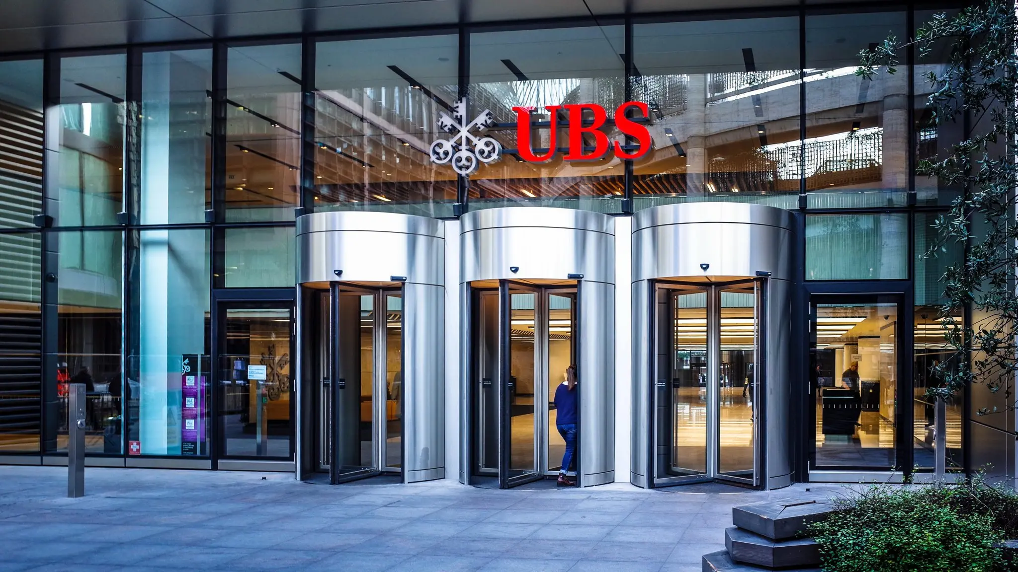 Τι προβλέπει η UBS για τις τιμές του πετρελαίου και των εμπορευμάτων