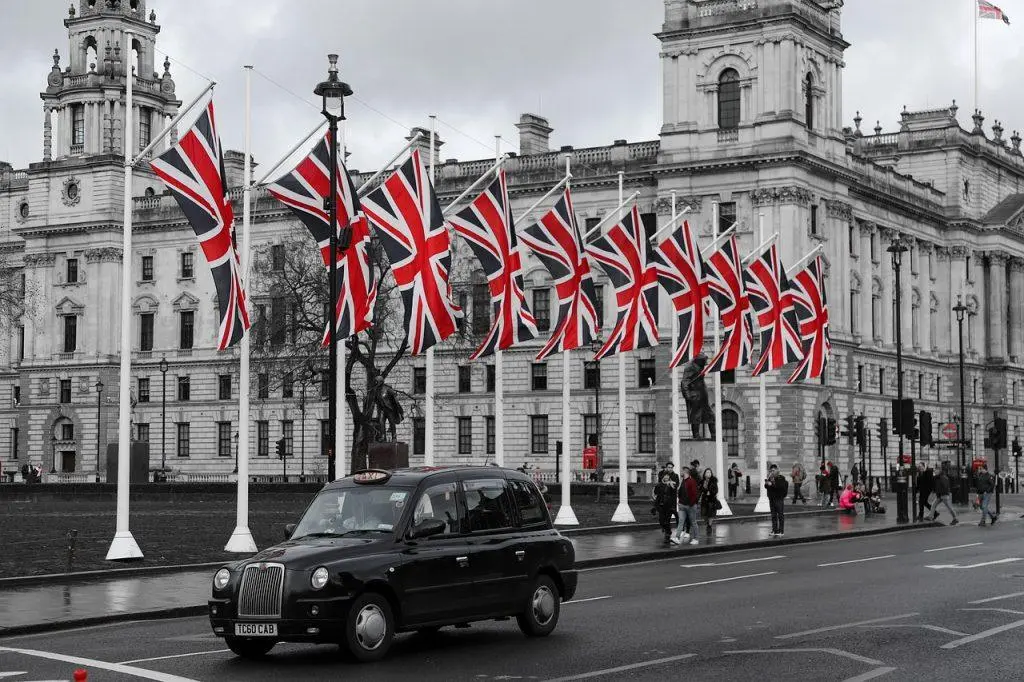 Brexit: Κατά 23% μειώθηκαν οι εξαγωγές βρετανικών τροφίμων προς την ΕΕ