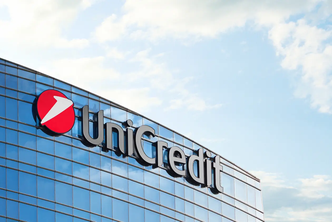 UniCredit: Κέρδη-ρεκόρ €2,63 δισ. και μέρισμα €2,2 δισ. – Ορσέλ: Υπόσχεται το «καλύτερο έτος στην ιστορία» της τράπεζας