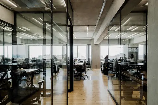 Γραφειακοί χώροι: Η χιονοστιβάδα πλησιάζει