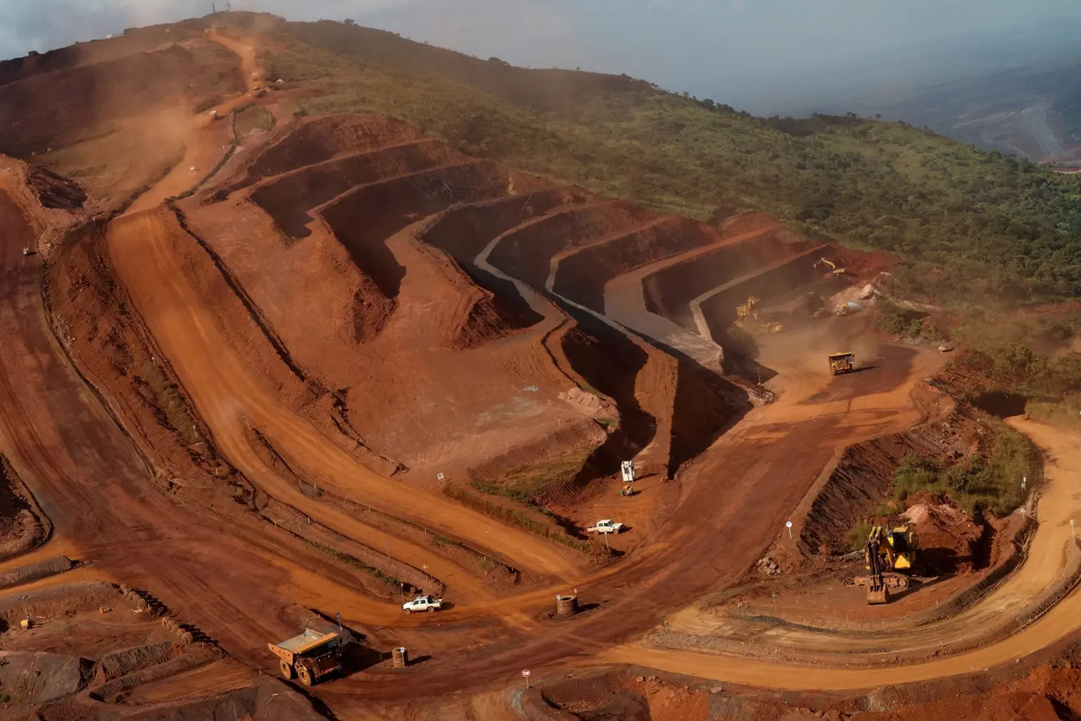 Mega-deal στα ορυχεία: Rio Tinto και Glencore ξανά σε διαπραγματεύσεις για έναν «γάμο» αξίας $200 δισ.