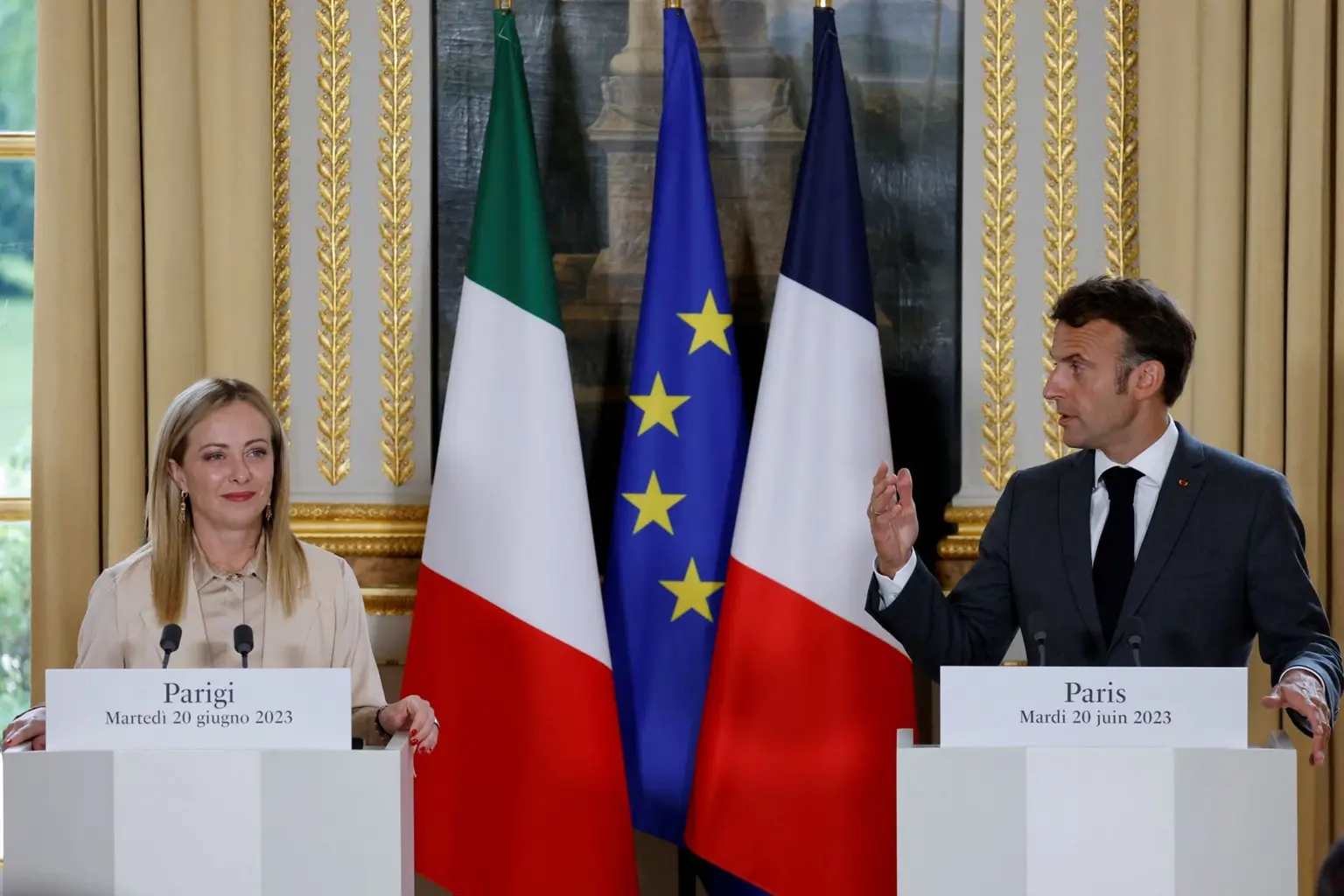 O πόλεμος για το «Made in Europe»: Τι θέλει ο Μακρόν, γιατί βάζουν εμπόδια Μερτς και Μελόνι