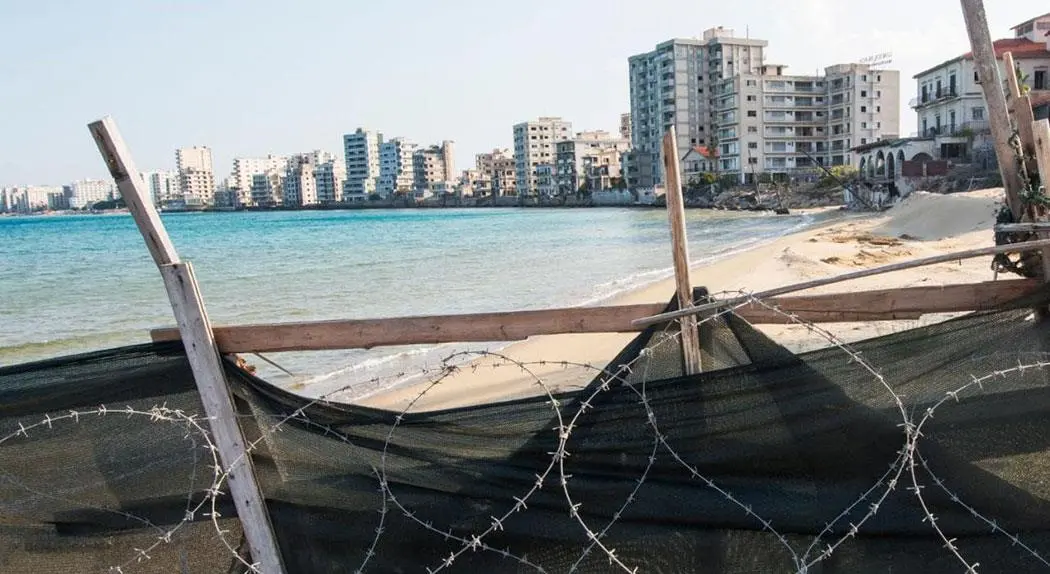 Κατάλληλο για dark tourism το Βαρώσι λένε στα κατεχόμενα