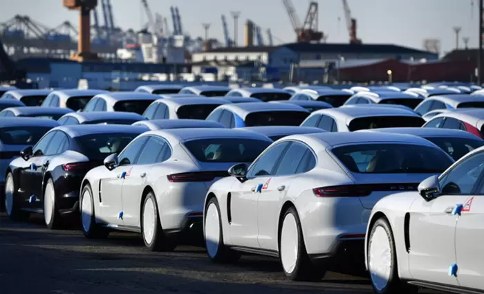 ΕΕ: Έτοιμη για αποφάσεις στην αυτοκίνηση