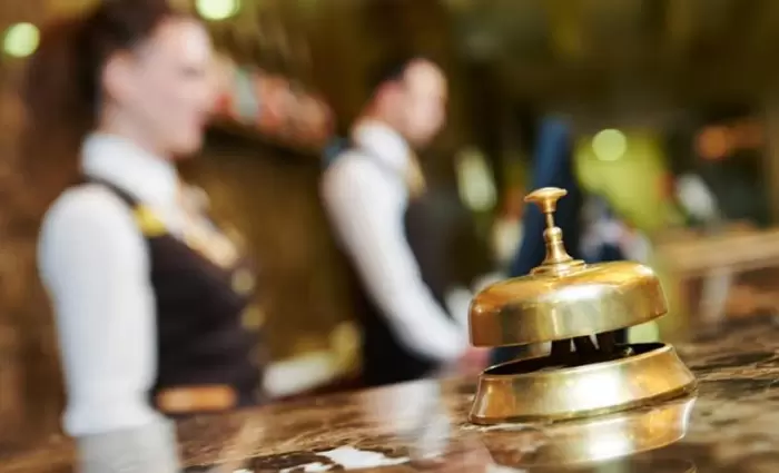 Κρίση στα ξενοδοχεία: Ζεσταίνει μηχανές για απεργιακά μέτρα η ΣΥΞΚΑ ΠΕΟ