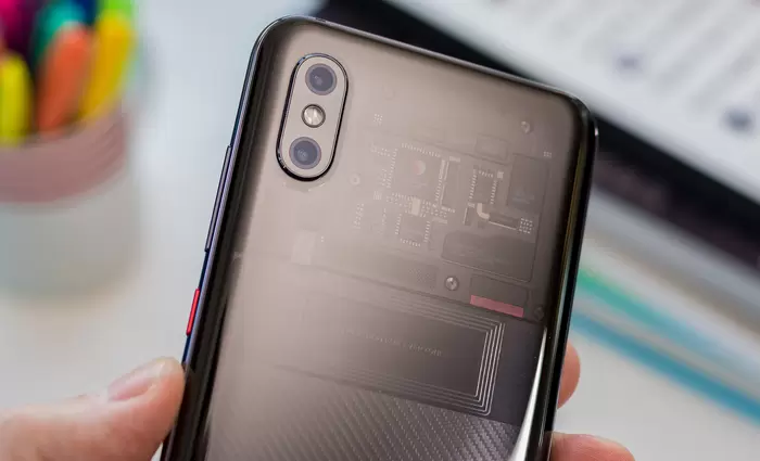 Περιστροφική κάμερα σε κινητά ετοιμάζει η Xiaomi