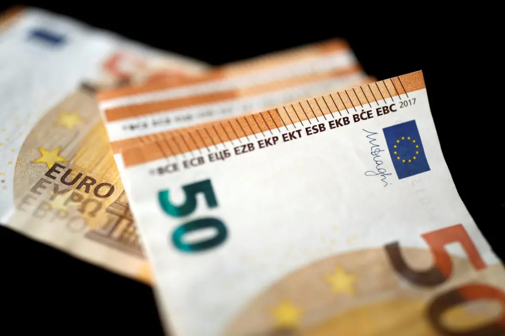 Πότε εξετάζονται επιδόματα, βοηθήματα και συντάξεις