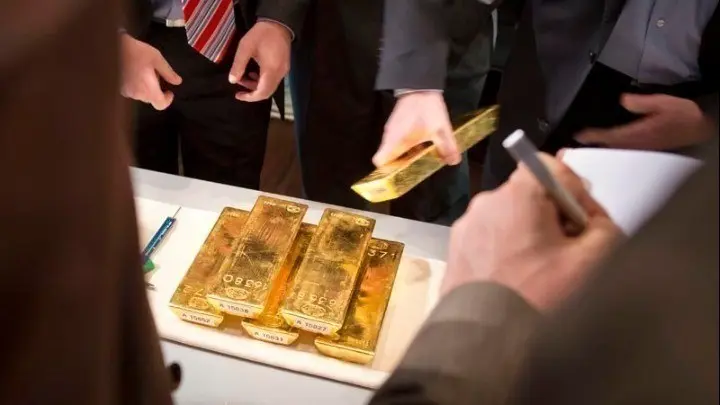 Ασταμάτητος ο χρυσός μια ανάσα πριν τους δασμούς - Πάνω από 15 ρεκόρ φέτος