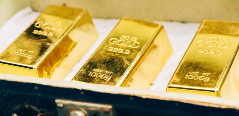 Χρυσός: Υποχώρησε στα $5.208 ενόψει της πρότασης Τραμπ για τον επικεφαλής της Fed