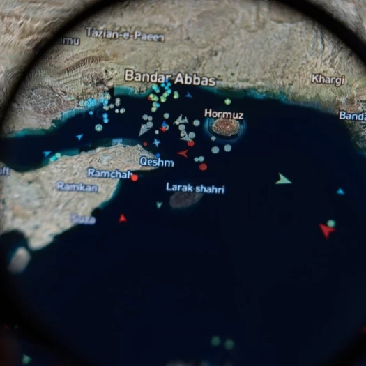 Πόλεμος στο Ιράν: Ο λογαριασμός φτάνει στους Αμερικανούς καταναλωτές – Στα ύψη η πολιτική πίεση στον Τραμπ
