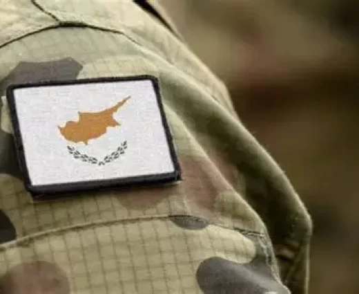 Εθνική Φρουρά: Πρόταση για επιδόματα αντί απαλλαγών και αύξηση του επιδόματος των σπουδαστών