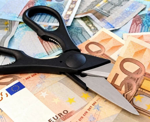 Ομόφωνο «ναι» της Βουλής για τα €28,7 εκατ. στους κουρεμένους