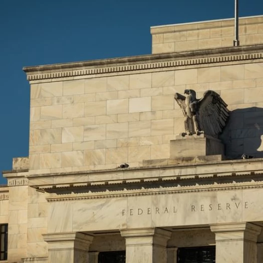 BofA: Η αγορά «βλέπει» μικρότερες πιθανότητες για αύξηση επιτοκίων από τη Fed τον Οκτώβριο