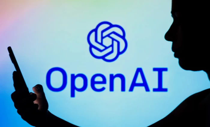 Απολυμένοι ερευνητές της OpenAI την καλούν να μην δημιουργήσει τεχνητή νοημοσύνη «ακατανόητη για τους ελεγκτές της»