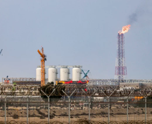 Bloomberg: Αντιμέτωπη με πολυετή ενεργειακή κρίση η Ευρώπη μετά το χτύπημα στο Κατάρ