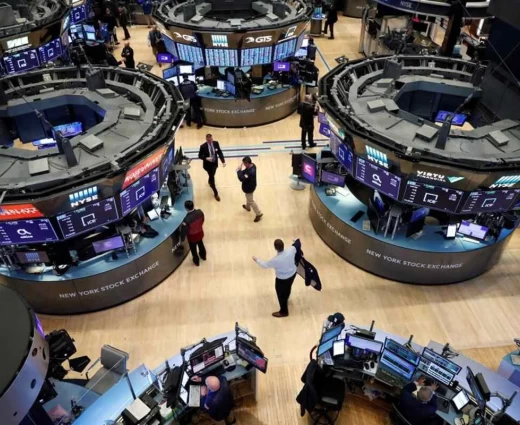 Διατηρείται η νευρικότητα στη Wall Street – Πτωτικές τάσεις υπό τη «σκιά» της Μέσης Ανατολής