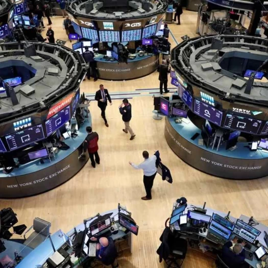 Διατηρείται η νευρικότητα στη Wall Street – Πτωτικές τάσεις υπό τη «σκιά» της Μέσης Ανατολής