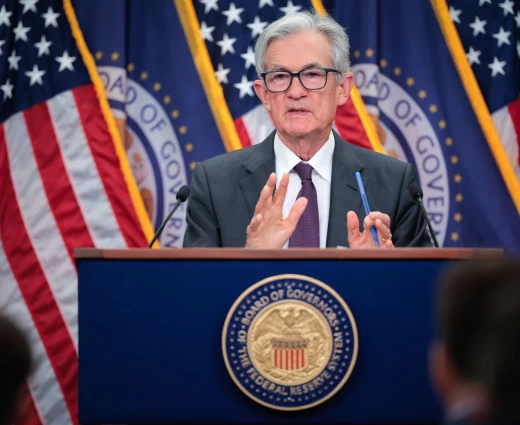 Fed: Συνεχίζεται το θρίλερ με την αντικατάσταση του Πάουελ