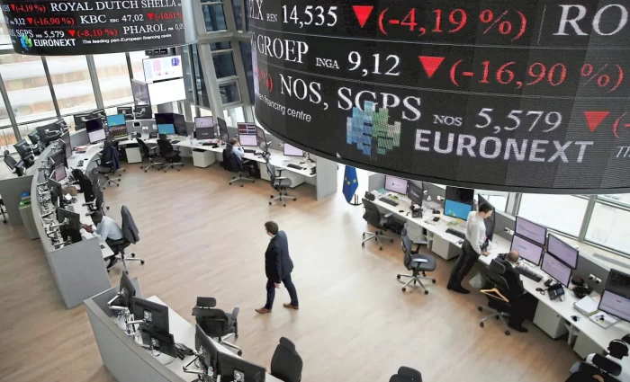 Σε κλοιό πιέσεων οι ευρωαγορές – Μεικτή εικόνα για τους κυριότερους δείκτες