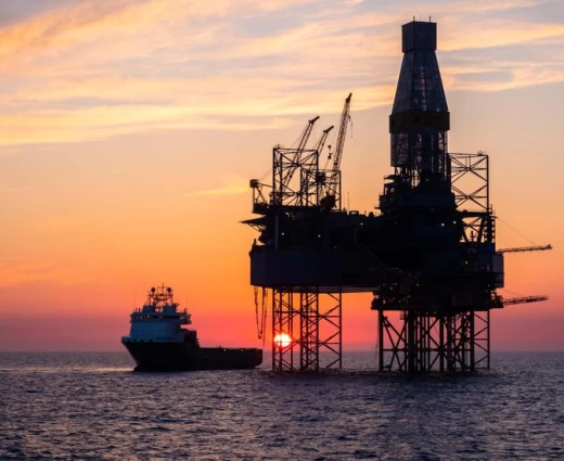 Πετρέλαιο: Προς μηνιαία άνοδο-ρεκόρ το brent – Σκαρφάλωσε στα $116