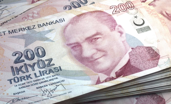 Η Τουρκία «επιστρατεύει» τα swaps για να στηρίξει τα αποθεματικά της