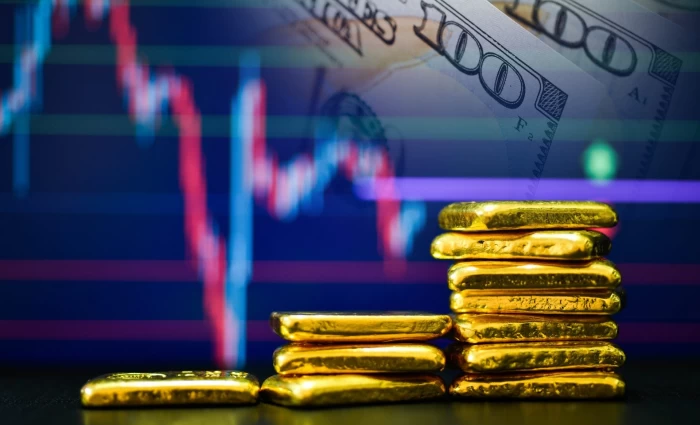 Χρυσός: Οι κεντρικές τράπεζες τον αγόραζαν με ρυθμό – ρεκόρ. Γιατί πωλούν τώρα;