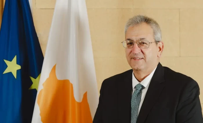 Υπ. Εργασίας: Έμφαση σε ψυχική υγεία και δίκαιη μετάβαση στην ψηφιακή εποχή