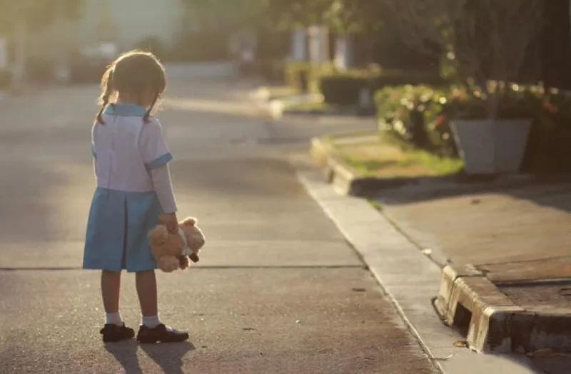ΙΣΟΤΗΤΑ: Καθυστερήσεις και αποκλεισμός από τις διαδικασίες στις ΥΚΕ