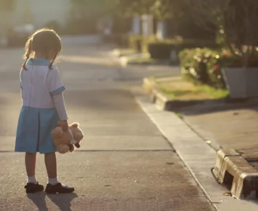 ΙΣΟΤΗΤΑ: Καθυστερήσεις και αποκλεισμός από τις διαδικασίες στις ΥΚΕ