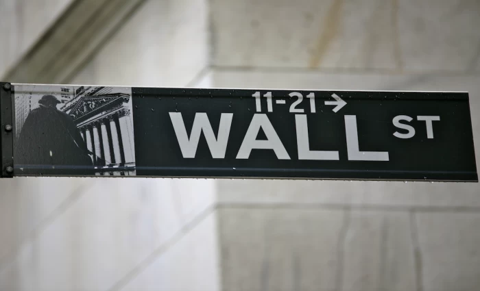 Σε χαμηλό τέμπο η Wall Street εν αναμονή της Fed και των Big Tech