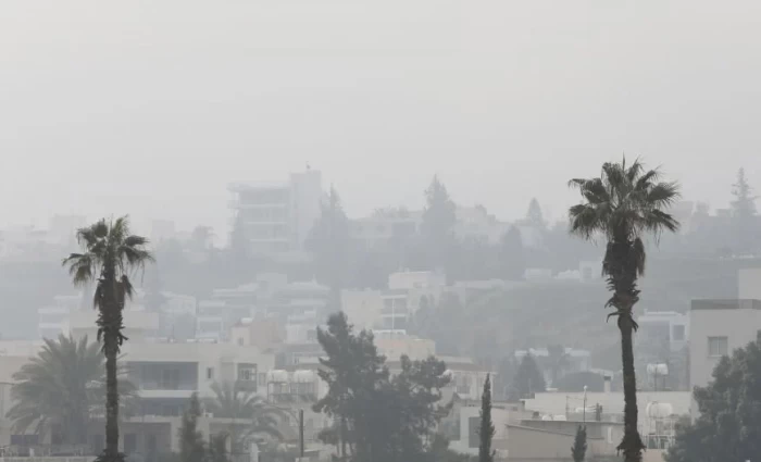 Τμ. Επιθεώρησης Εργασίας: Διακοπή εργασιών σε εξωτερικούς χώρους λόγω σκόνης