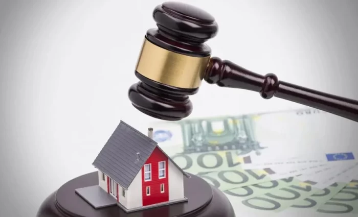 Βουλή: Πέρασαν τα δύο νομοσχέδια για εκποιήσεις