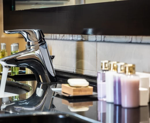 Τουρισμός: Τέλος τα μικρά μπουκαλάκια στα ξενοδοχεία – Τι αλλάζει έως το 2030