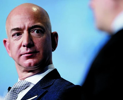 Μπέζος: Απέσπασε συνιδρυτή της xAI από την OpenAI