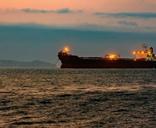 Η Ρωσία επεκτείνει τον «σκιώδη» στόλο LNG με 4 δεξαμενόπλοια για να ενισχύσει τις εξαγωγές