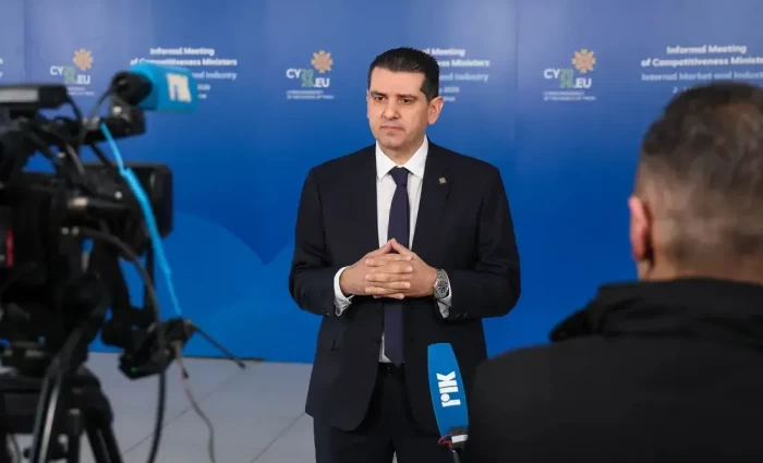 Δαμιανός: Η τεχνητή νοημοσύνη και η ψηφιακή αναβάθμιση αλλάζουν το επιχειρείν