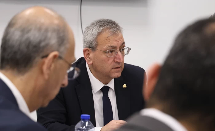 Συνέχεια σήμερα για συνταξιοδοτική μεταρρύθμιση – Στόχος νομοσχέδια στη νέα Βουλή τον Ιούλιο